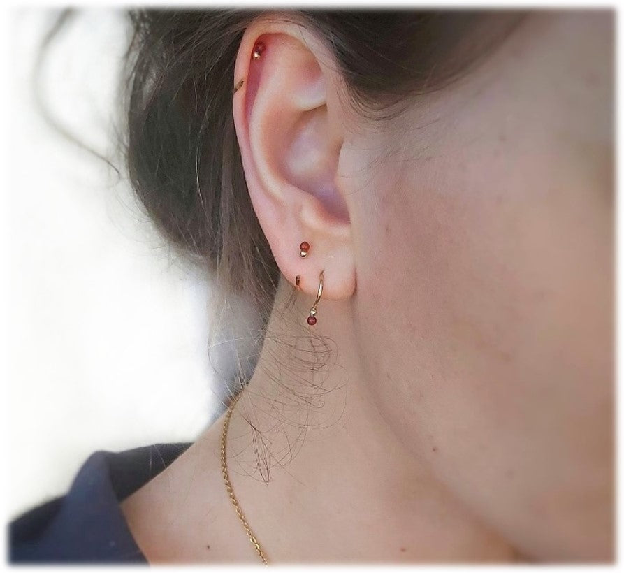 kleine gouden oorringen multi draagbaar met jaspis edelsteen