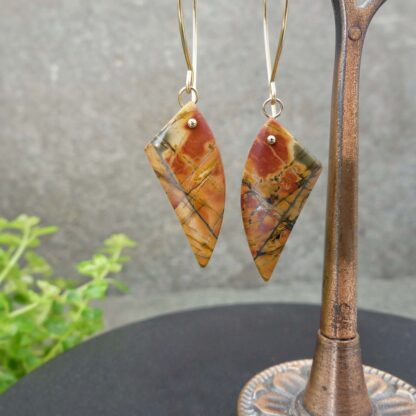fairmined grote oorbellen van gold filled met grote jaspis stenen met uniek patroon 