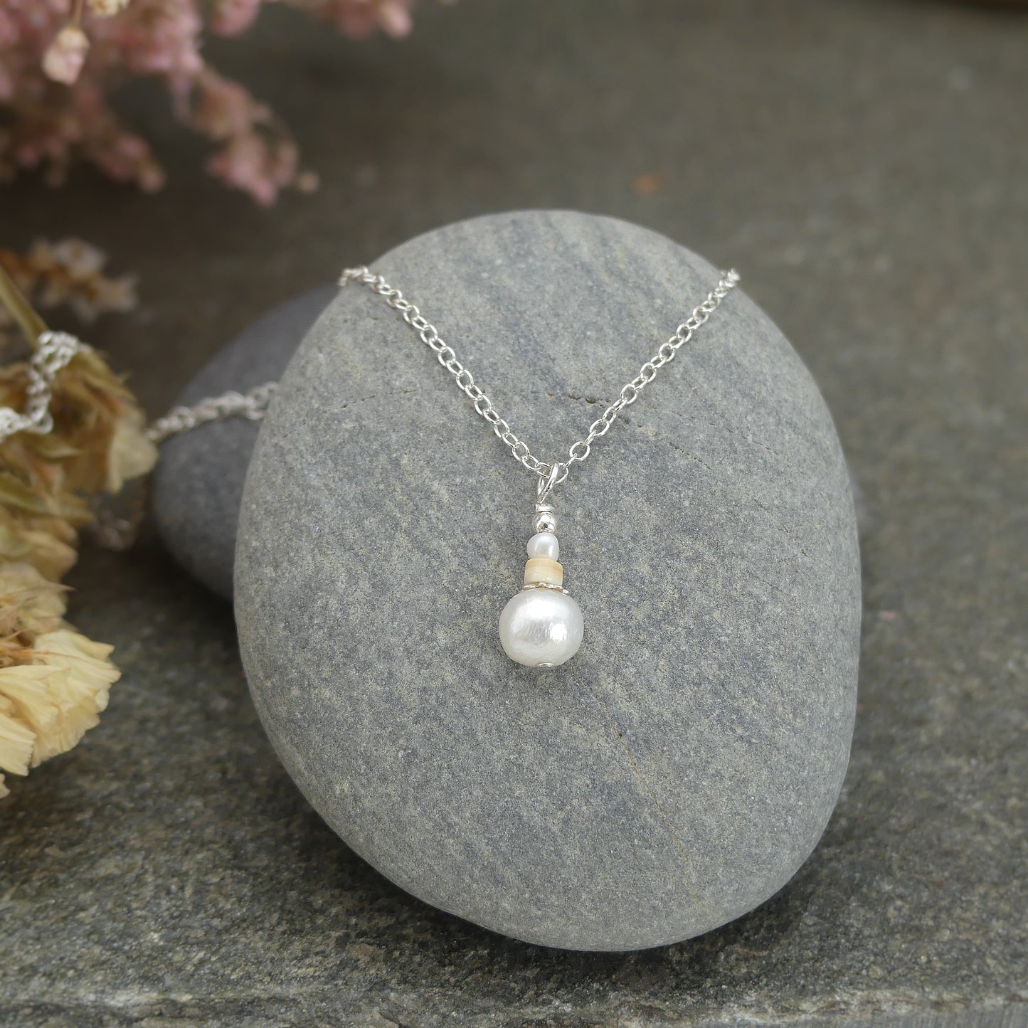 zilveren ketting met zoetwaterparel handgemaakt sieraden cadeau