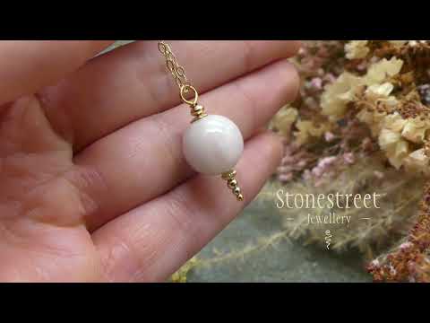 zwengelende pendel ketting van dromerige aquamarijn in pastel roze